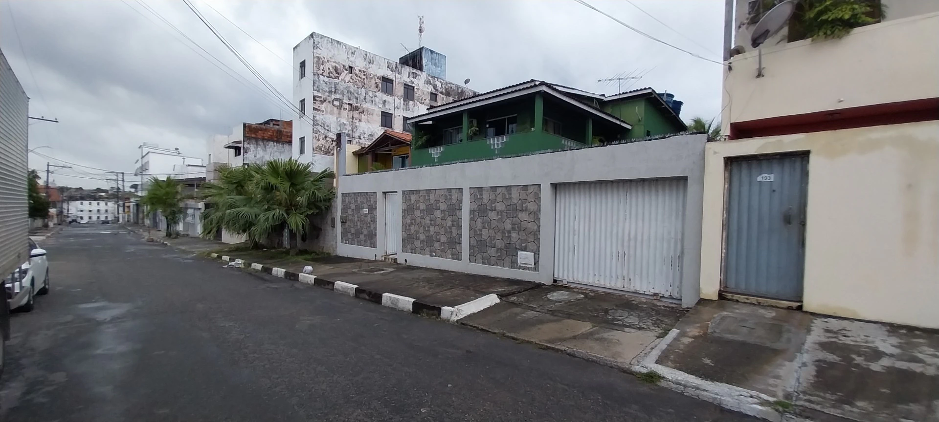 Casa 4/4 em Itinga